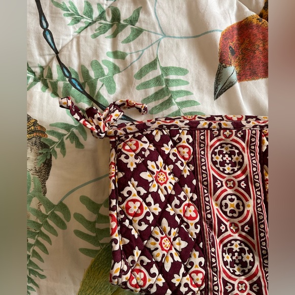 *Retired* Vera Bradley pouch - Picture 7 of 9